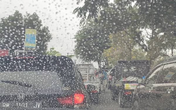 Hujan deras masih berpotensi guyur Kota Pekanbaru dan sekitarnya (foto/ilustrasi)